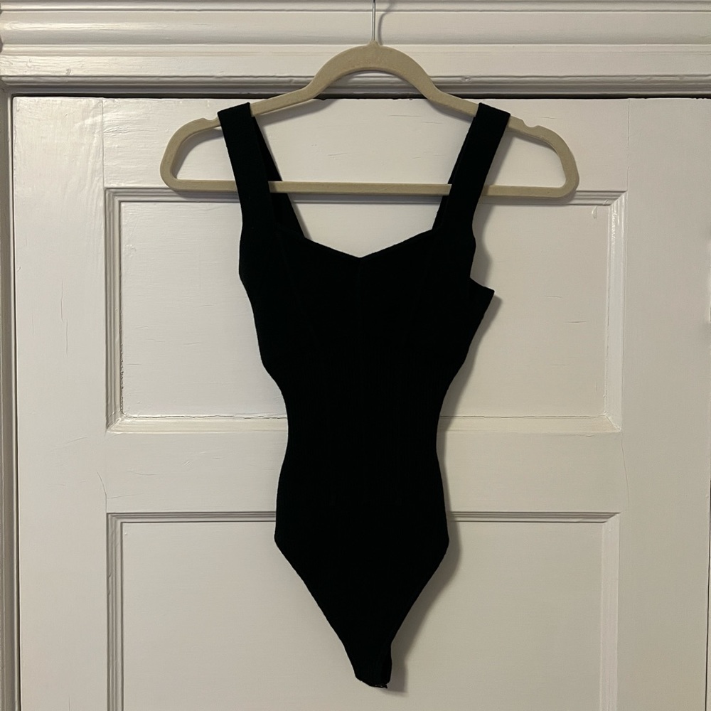 Abercrombie & Fitch Eleveated Mized Rib Knit V-Neck Bodysuit Black Size XS